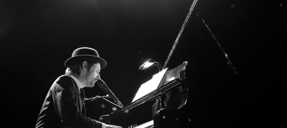 photograph of Neil Hannon, The Diving Comedy peforming live at Manchester Academy